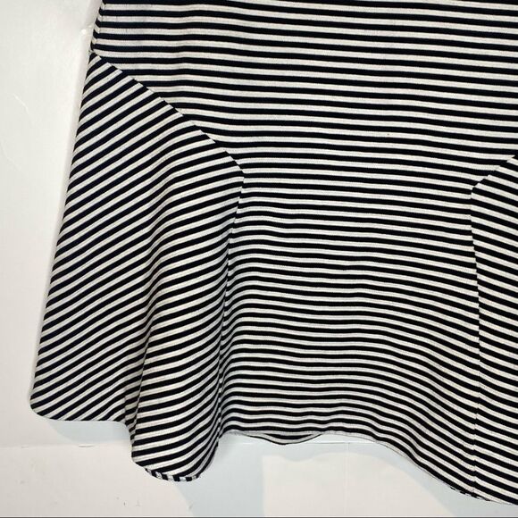 Express striped skater Skirt 2 black and white mod spring summer circle optical - Picture 4 of 6
